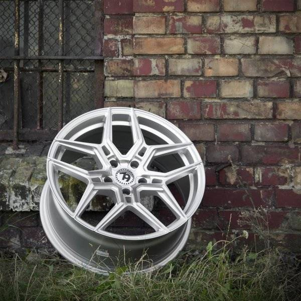 Felga aluminiowa 19" seventy9 SV-B 19x8,5 ET33 5x120 Srebrny